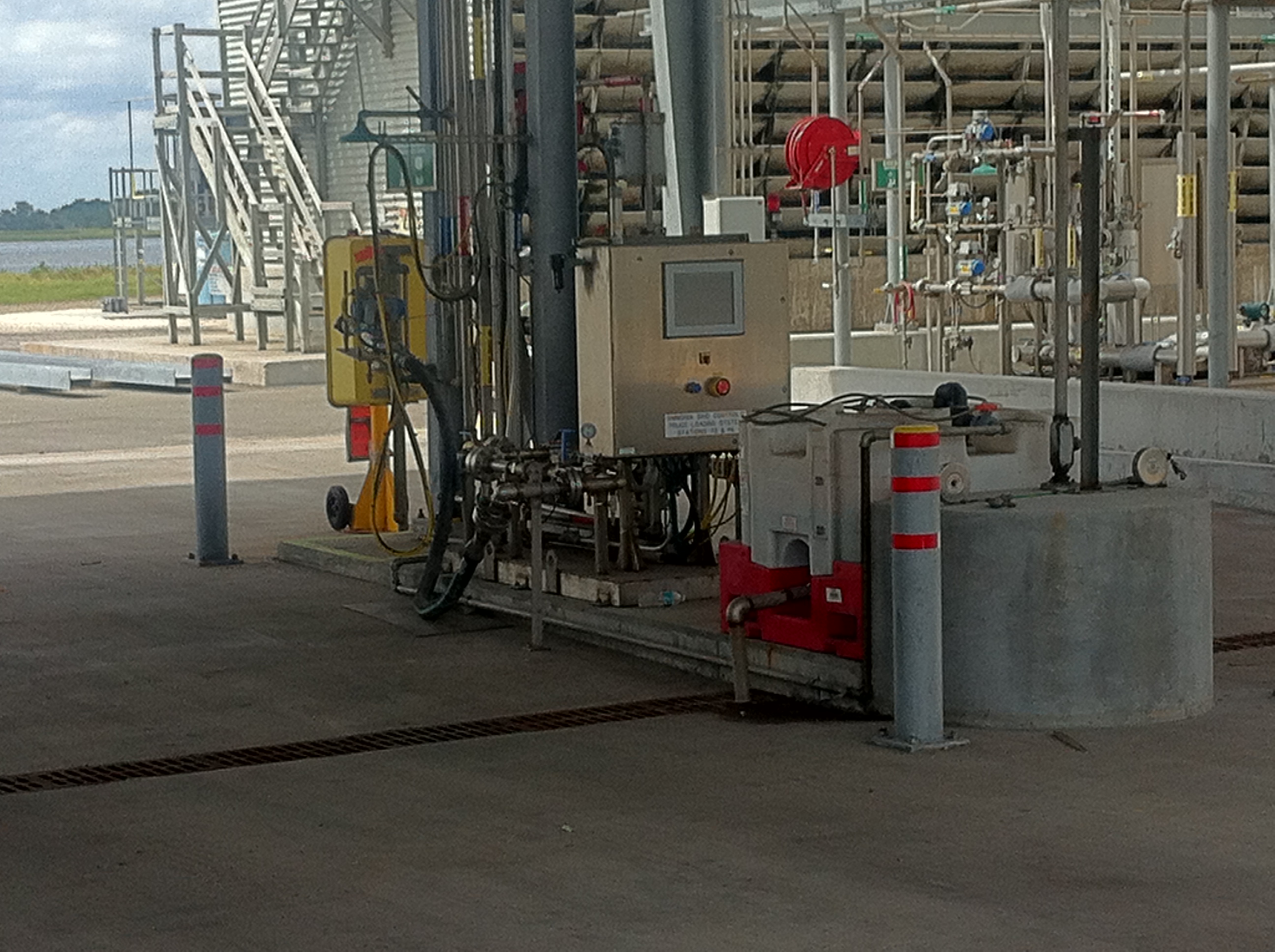 Truck Unloading Skids